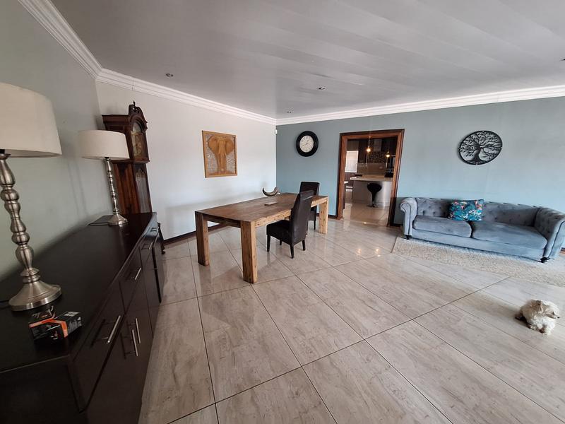 4 Bedroom Property for Sale in Flamwood North West